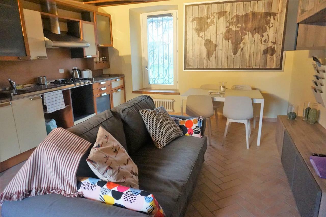 モンツァンバーノLa Casa Di Edoneアパートメント エクステリア 写真