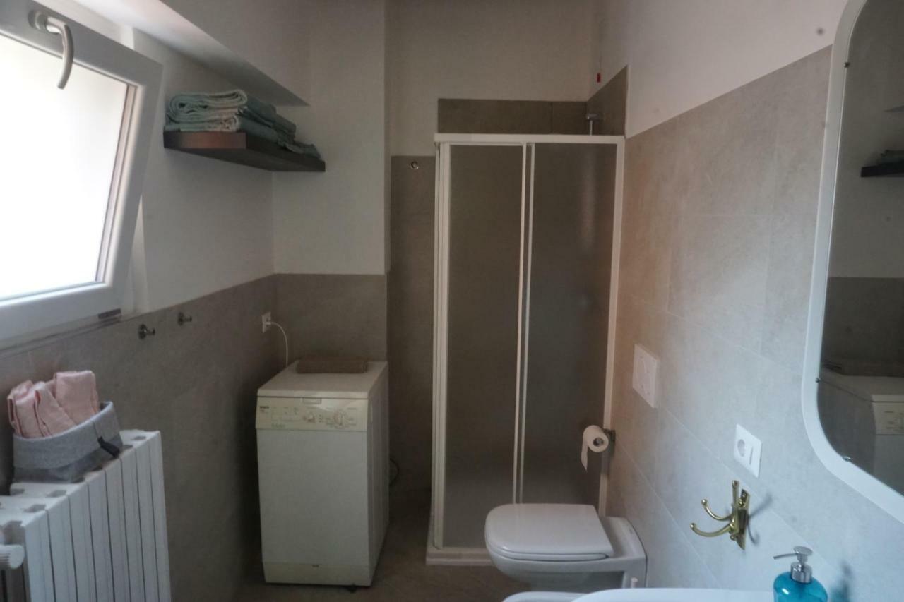 モンツァンバーノLa Casa Di Edoneアパートメント エクステリア 写真